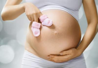 Эксперты развеяли популярные мифы о беременности